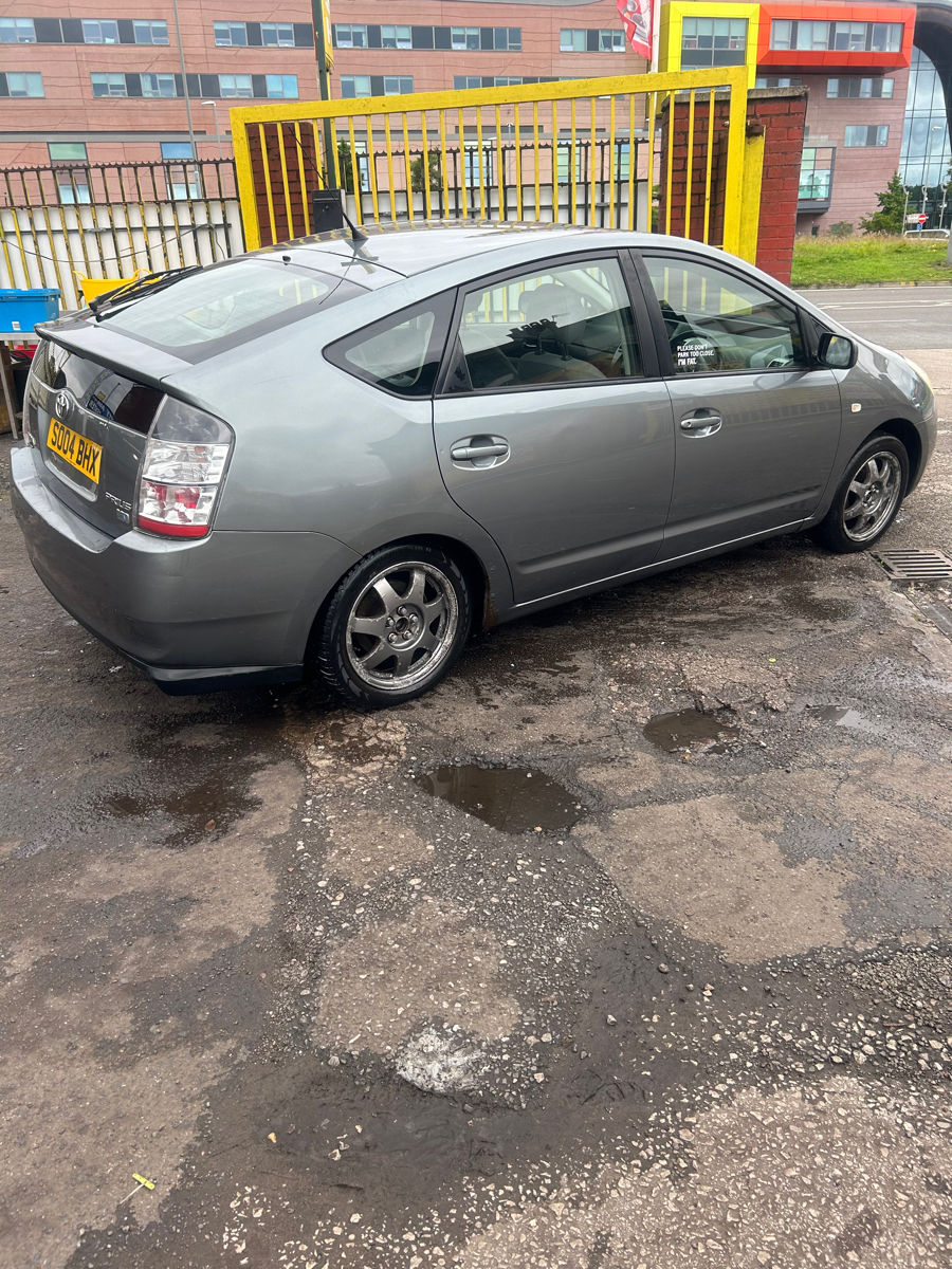 Toyota Prius foto 3