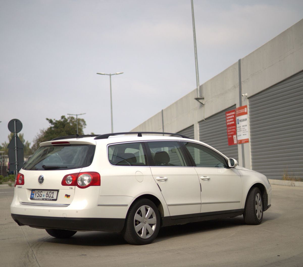 Volkswagen Passat foto 2