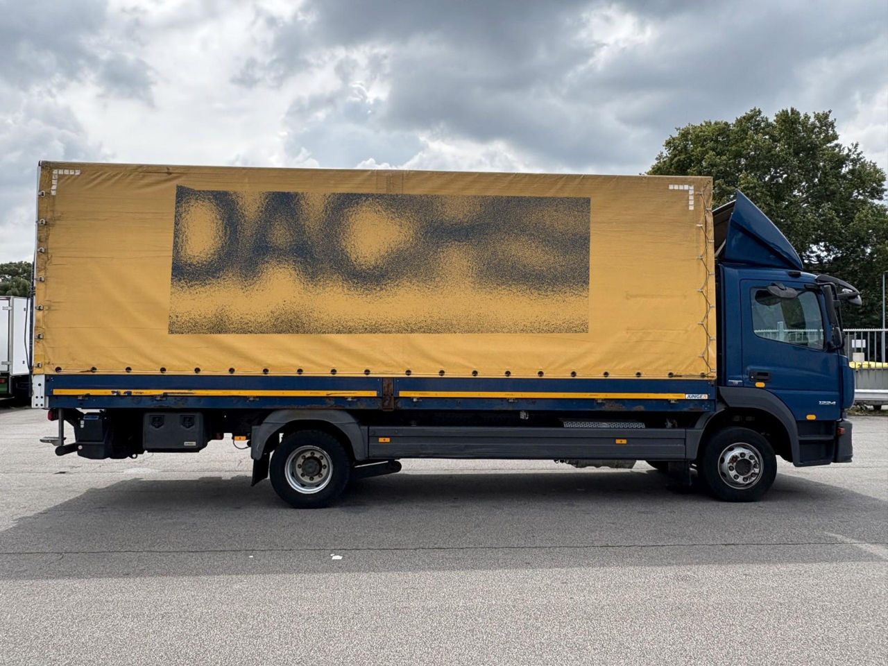 Mercedes Atego 1224 foto 1