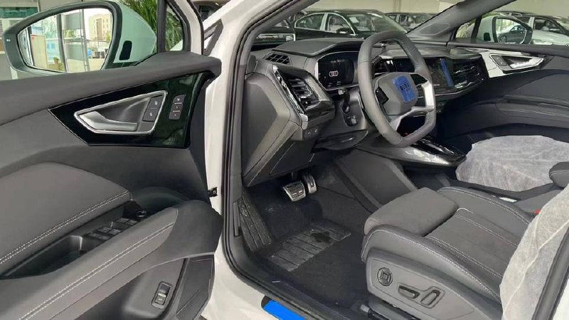 Audi Q4 e-tron foto 2