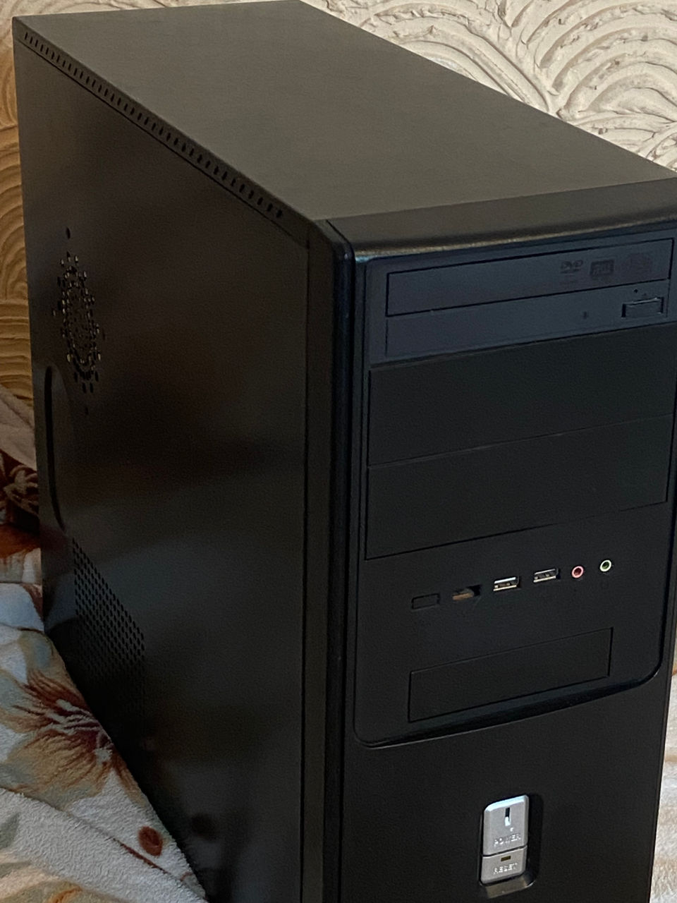Бюджетныи ПК (GeForce GT 710, AMD Athlon x4 740 3.20GHz, 8GB RAM)