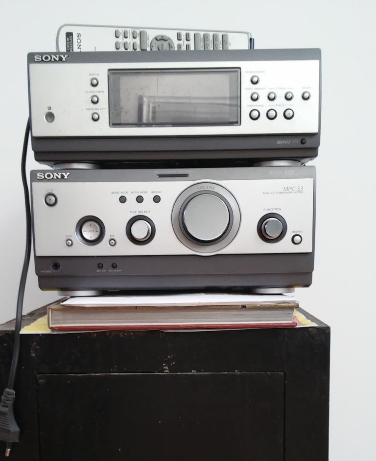 Sony MHC-S3 mini sistema foto 0
