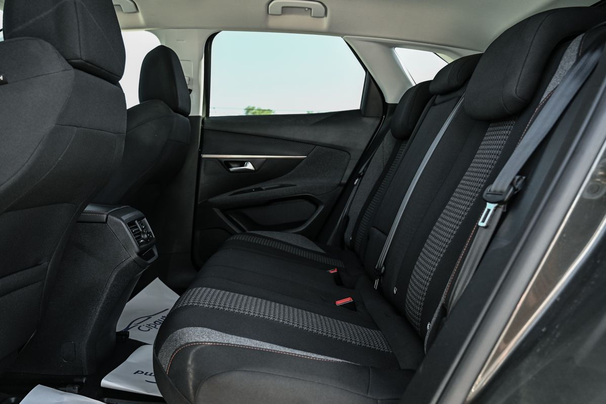 Peugeot 3008 foto 8