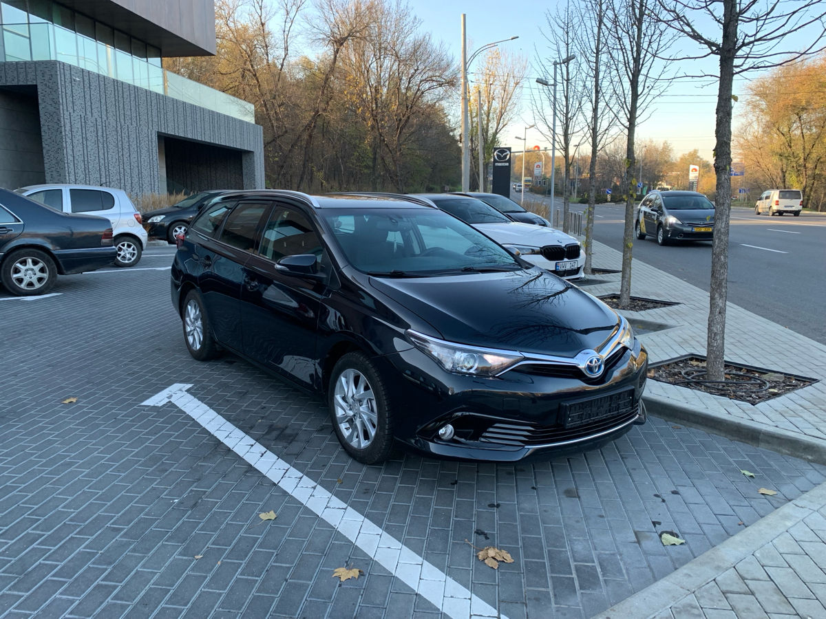 Toyota Auris foto 0