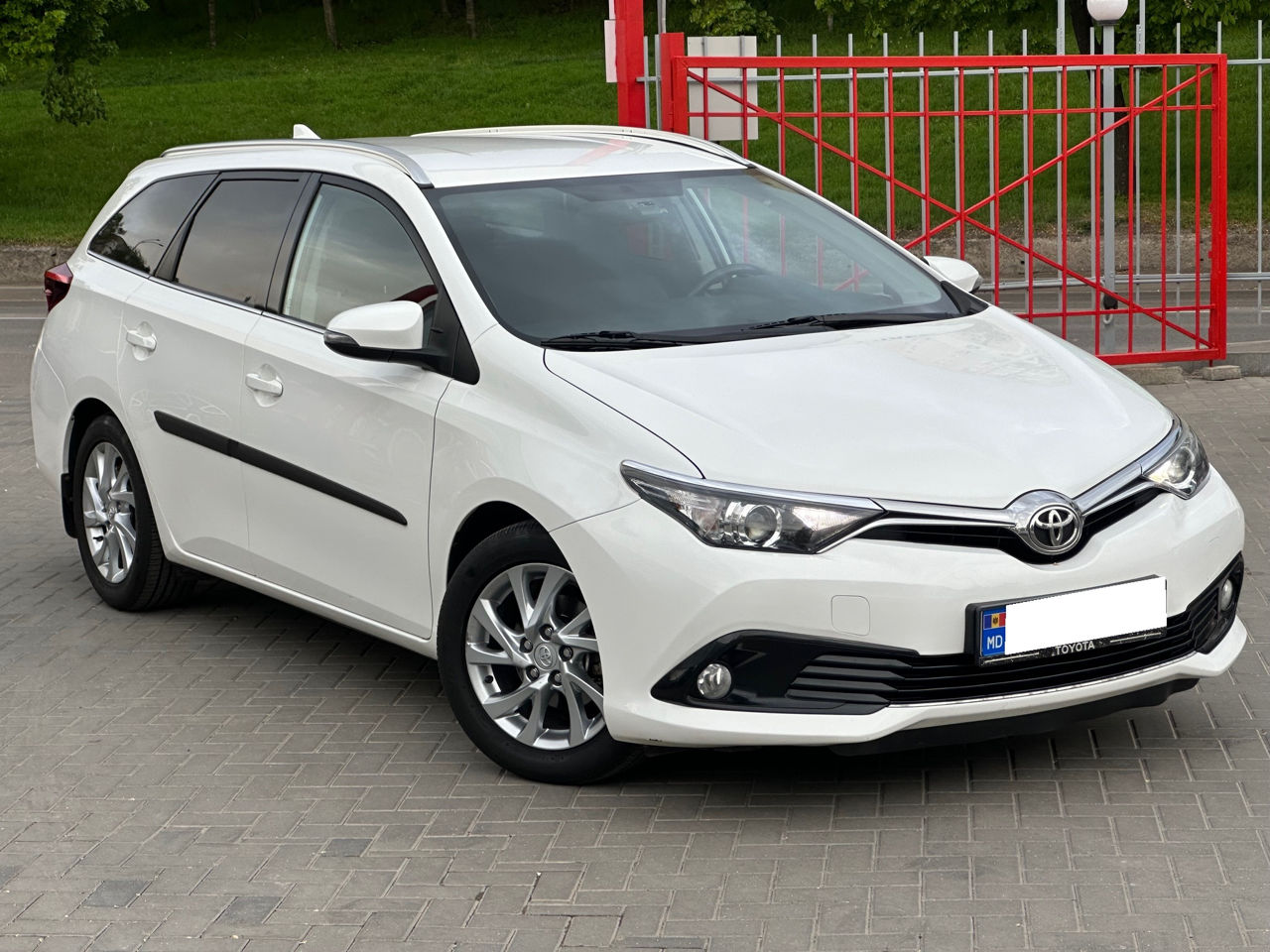 Toyota Auris foto 0