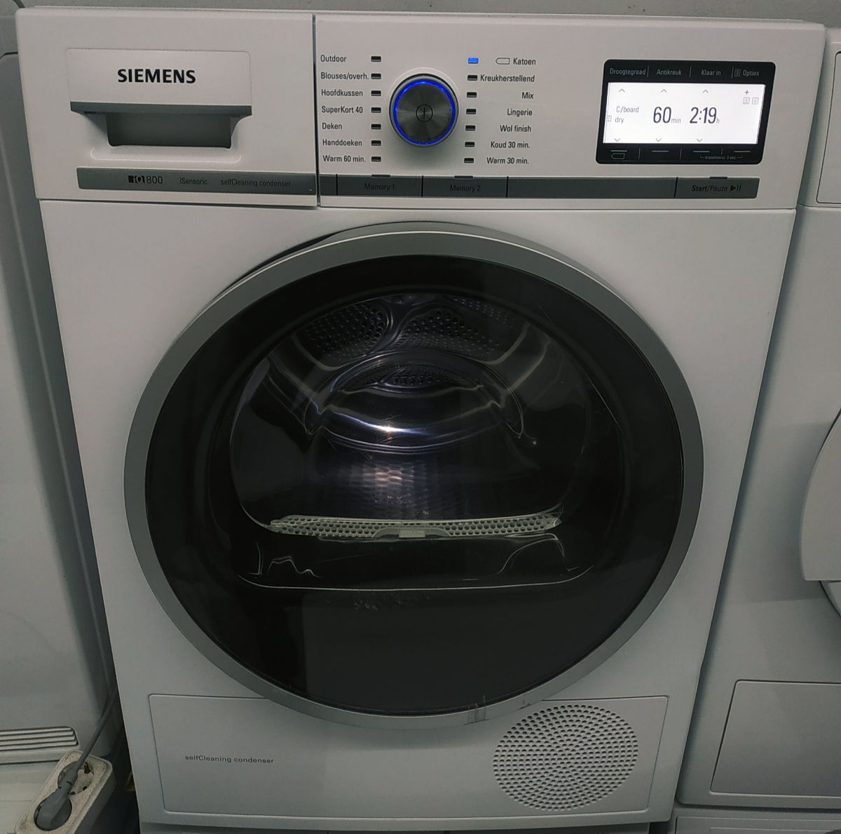 Сушильная машина Siemens IQ800 на 9кг фото 1