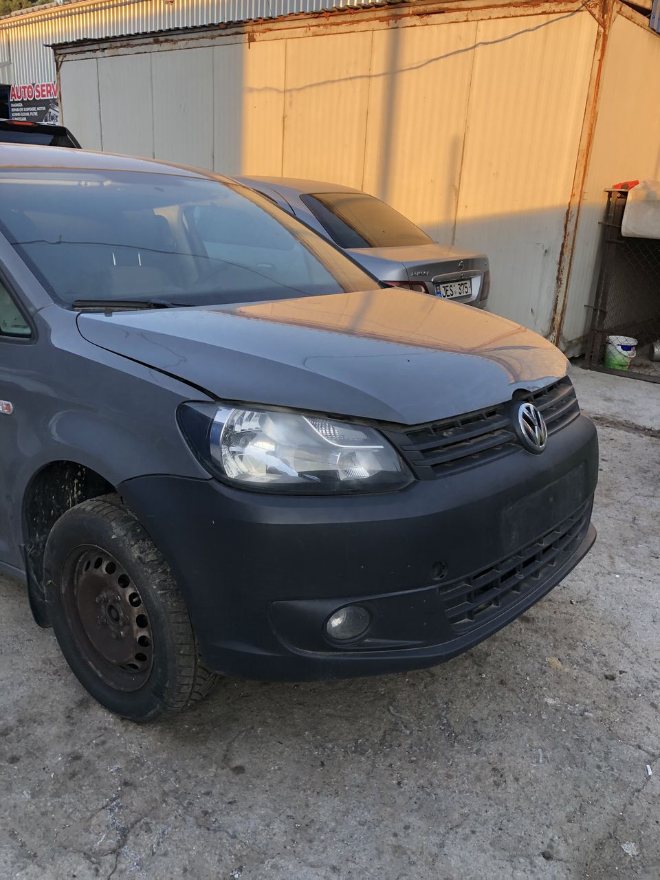 Piese Caddy 1,6 Tdi 2013 фото 1