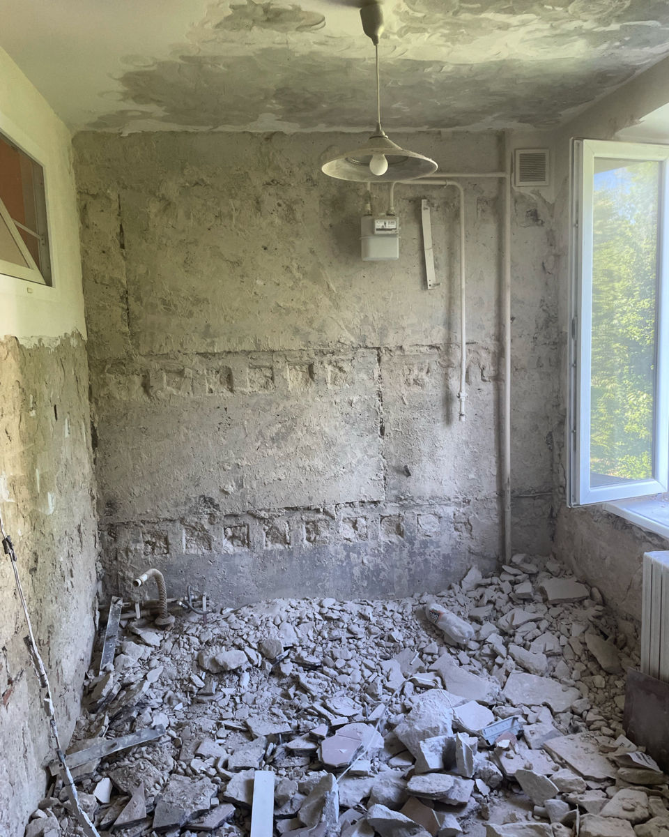 Demolăm și demontăm, pregătim casa și apartamentul pentru reparație. foto 5