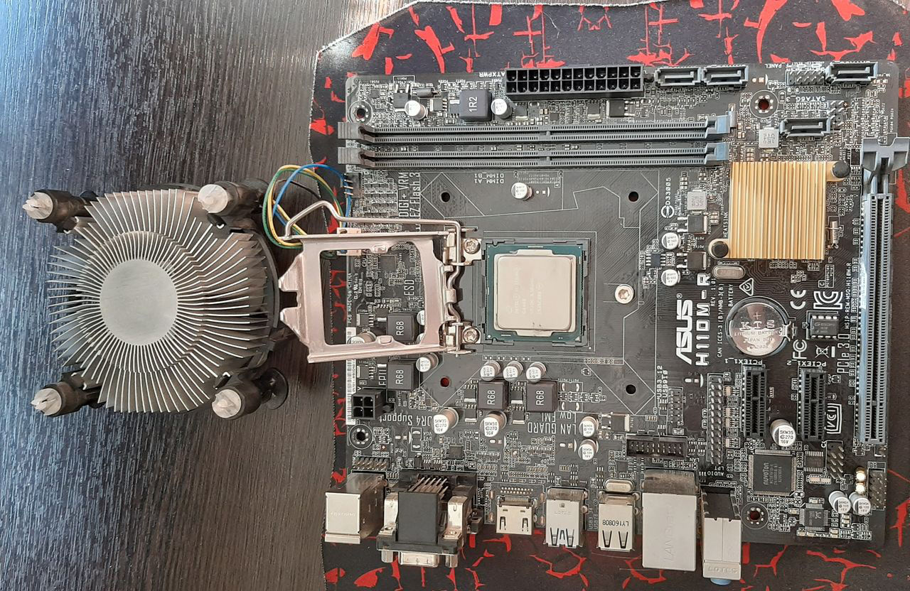 Asus H110M-R - motherboard - micro atx , procesor Intel pentium g4400