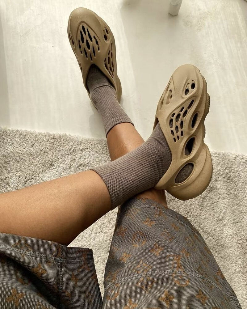 Adidas Yeezy Foam Rnnr / 100% Originali  Pe Loc Chisinau ! foto 5