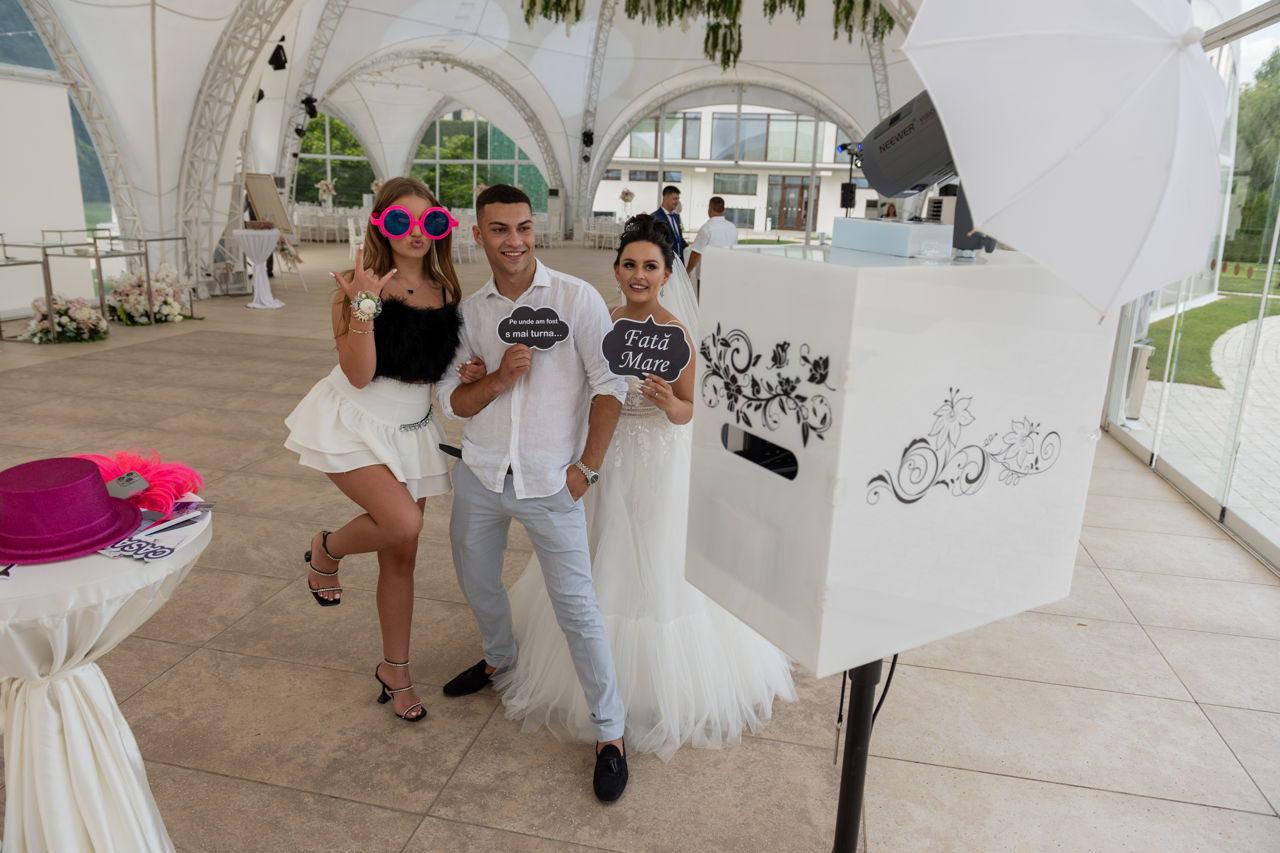 Cabina foto. Selfie Box. Фото Кабина. Fotocabina. Cabinafoto foto 1
