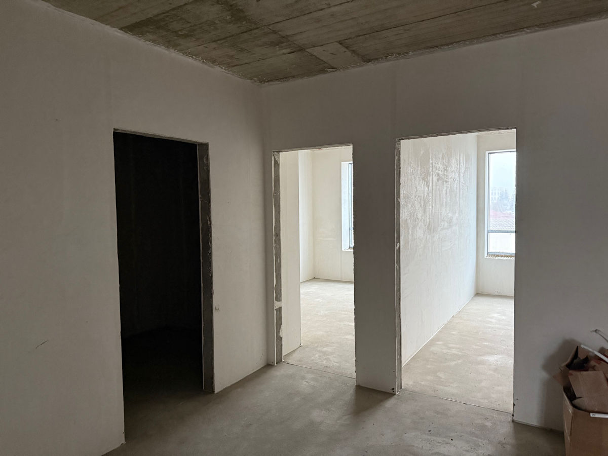 Apartament cu 4 camere,  Centru,  Strășeni,  Strășeni foto 2
