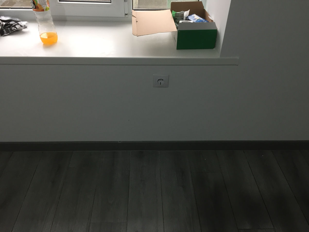 Montare laminat si plintus , la un pret acesibil foto 1