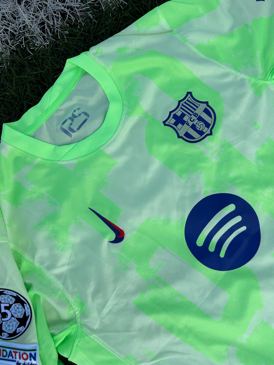 Tricou de fotbal cu Barcelona foto 2