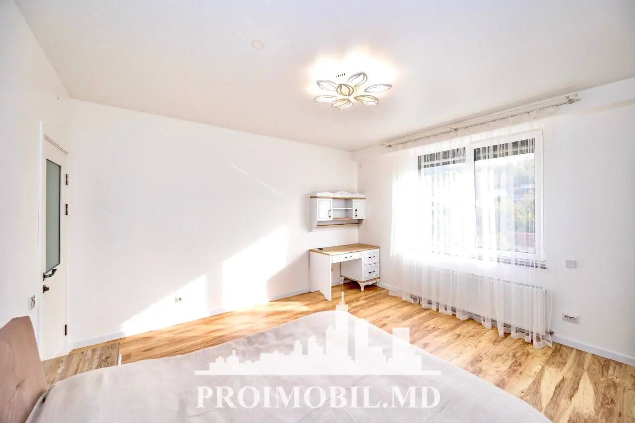 Apartament cu 2 camere, 85 m², Buiucani, Chișinău foto 12