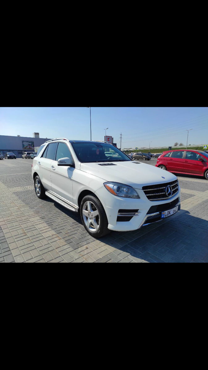 Mercedes M-Class foto 2