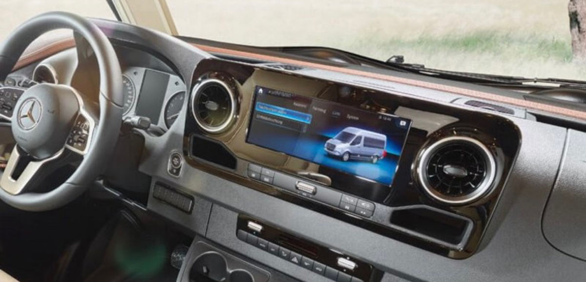 Navigatie originala Mercedes Benz Sprinter w907/w910 CarPlay foto 1