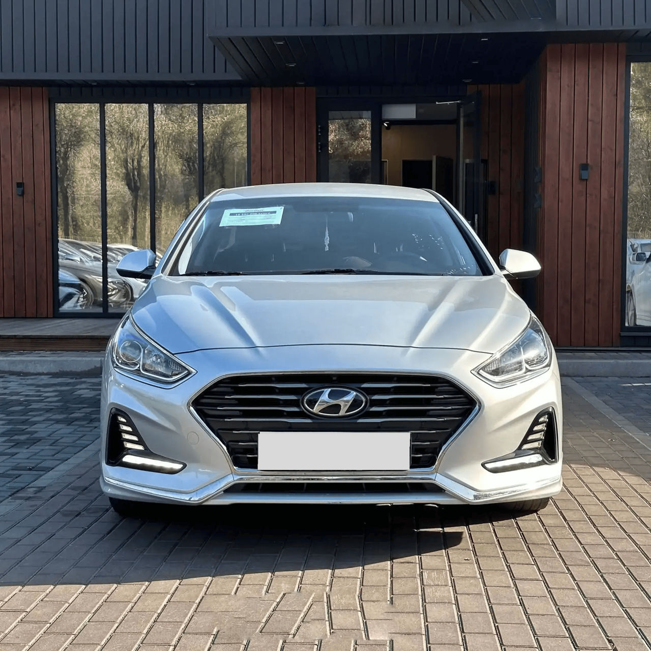 Hyundai Sonata foto 1