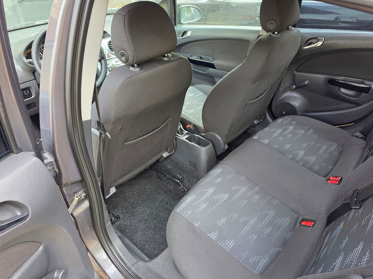 Opel Corsa foto 5