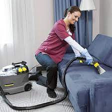 Chirie aspirator cu apă Karcher Puzzi foto 4