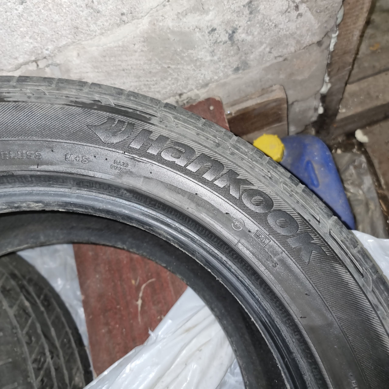 Продам шины, резину, всесезонка б/у, Hankook, 4шт, 255/55R18 109H