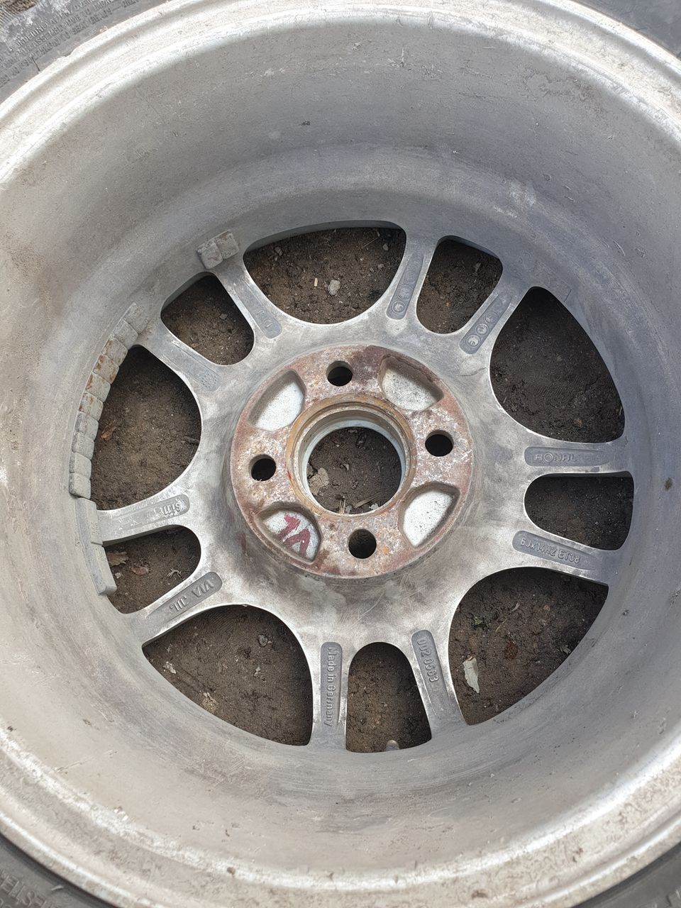 4x100 r14