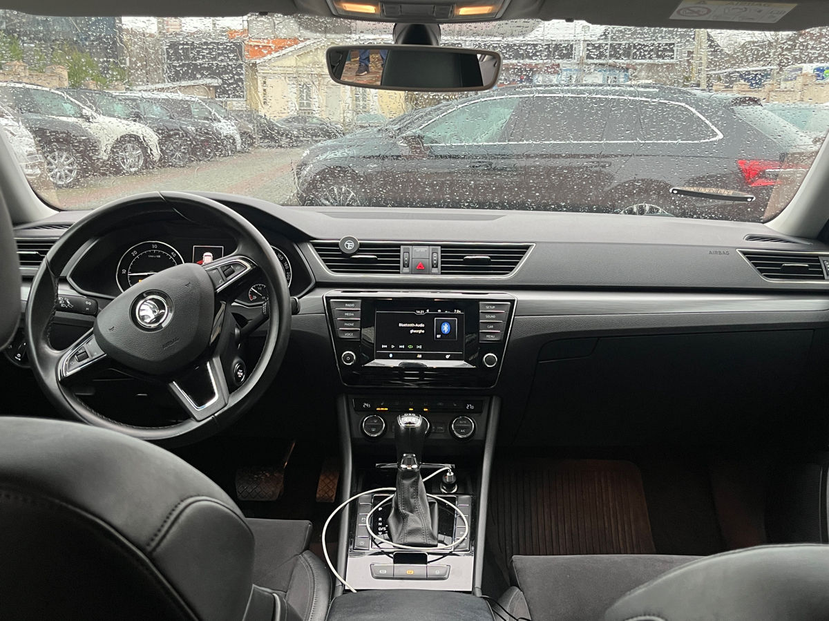 Skoda Superb foto 10