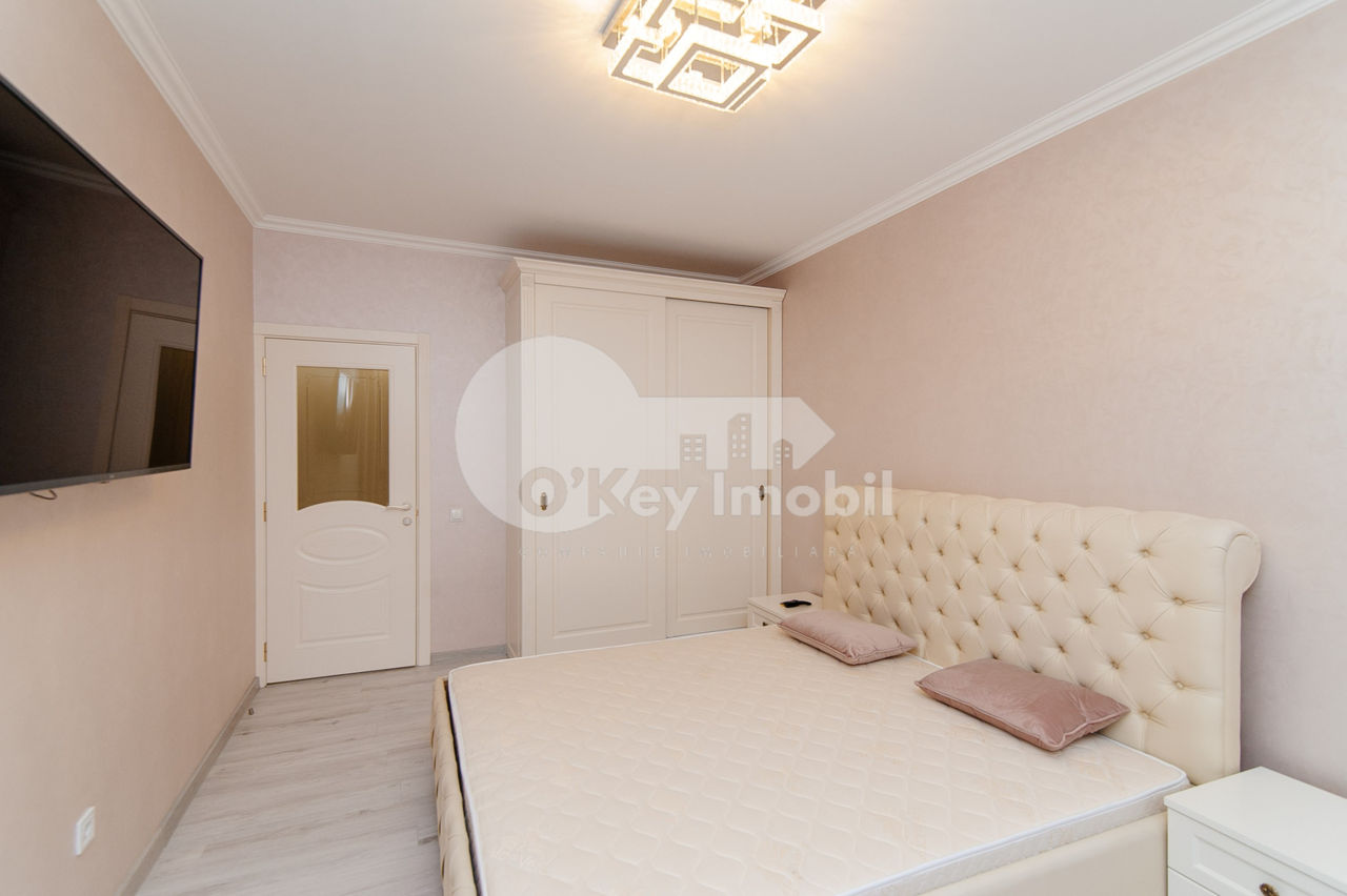 Apartament cu 2 camere, 70 m², Centru, Chișinău foto 8