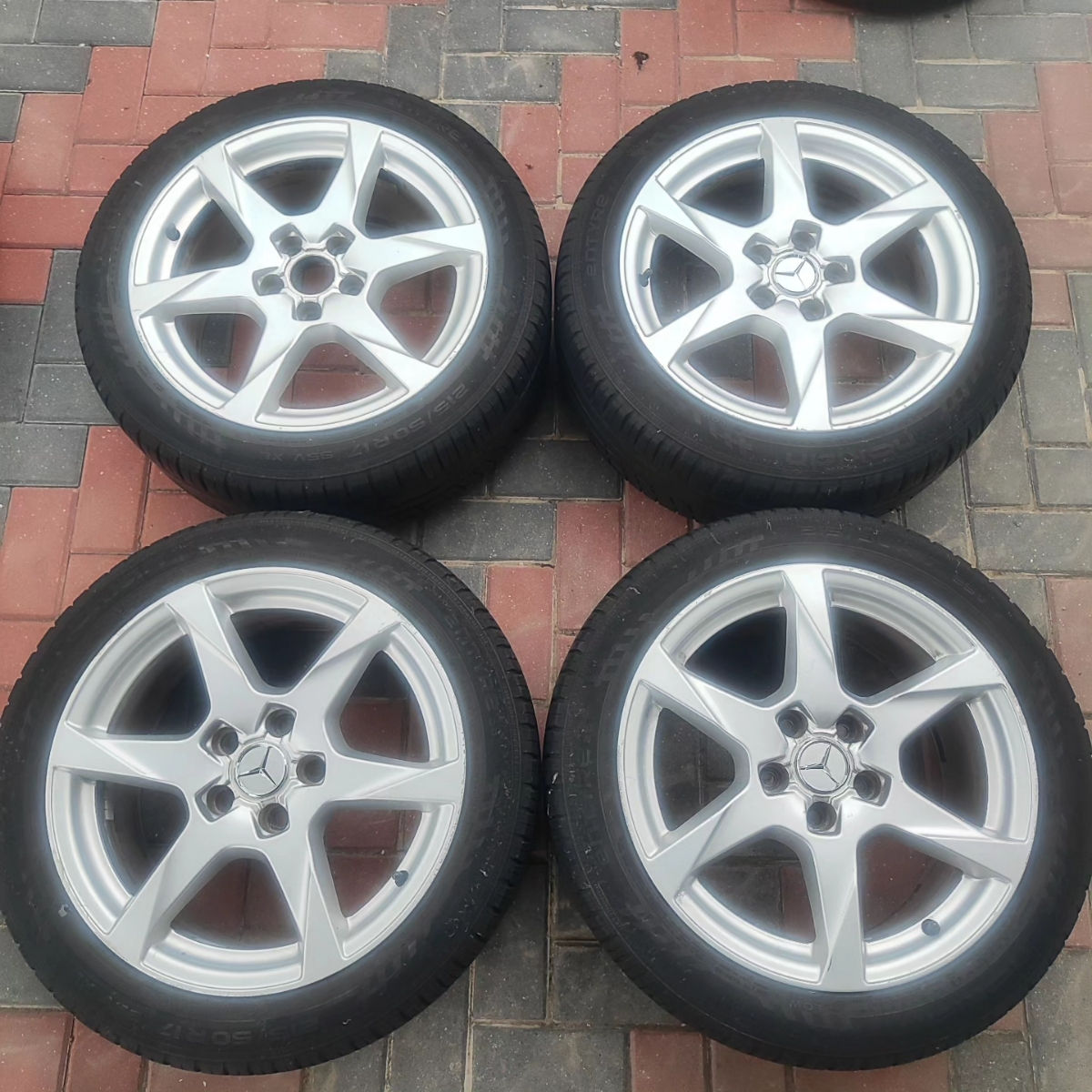 Колеса 215/50/R17 фото 1