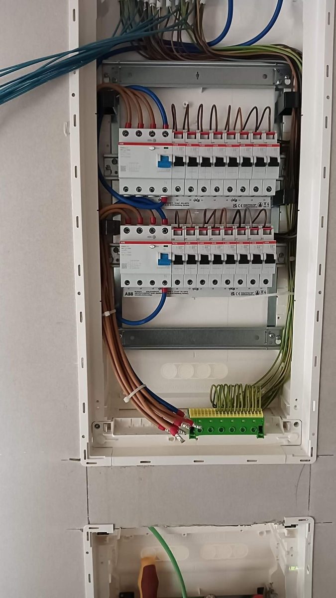 Electrician Chisinau Ialoveni Электрик Кишинёв  Яловены фото 9