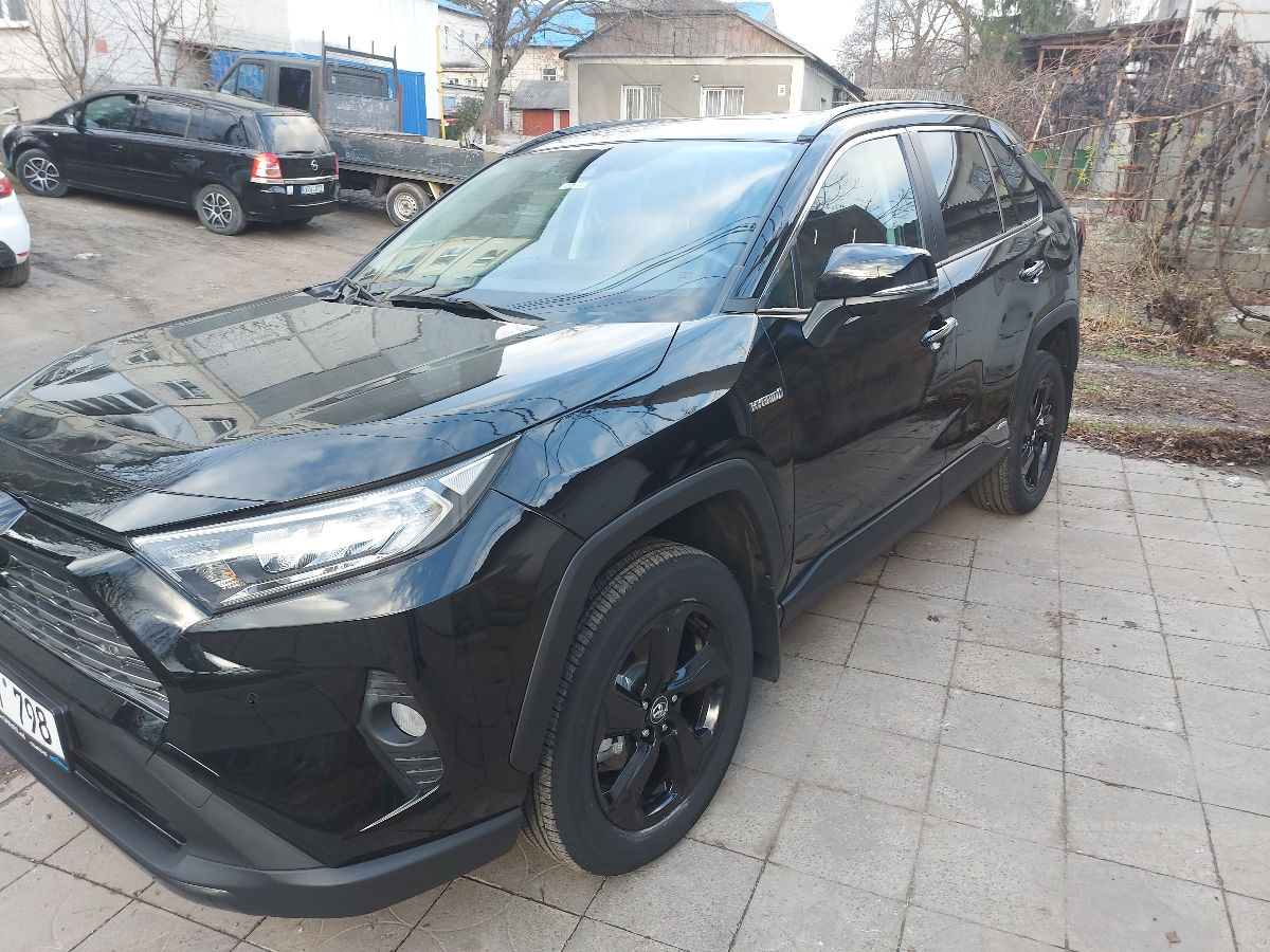 Toyota Rav 4 foto 1