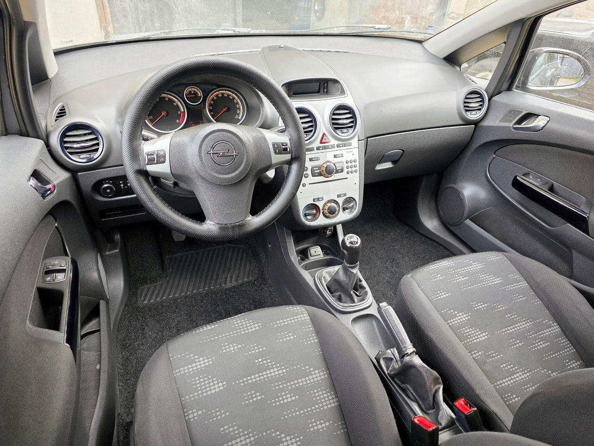 Opel Corsa foto 4