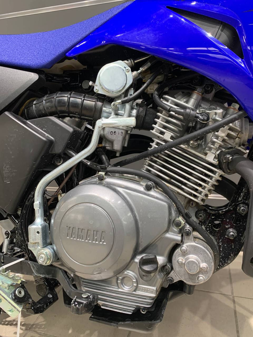 Yamaha TT-R 125 foto 2