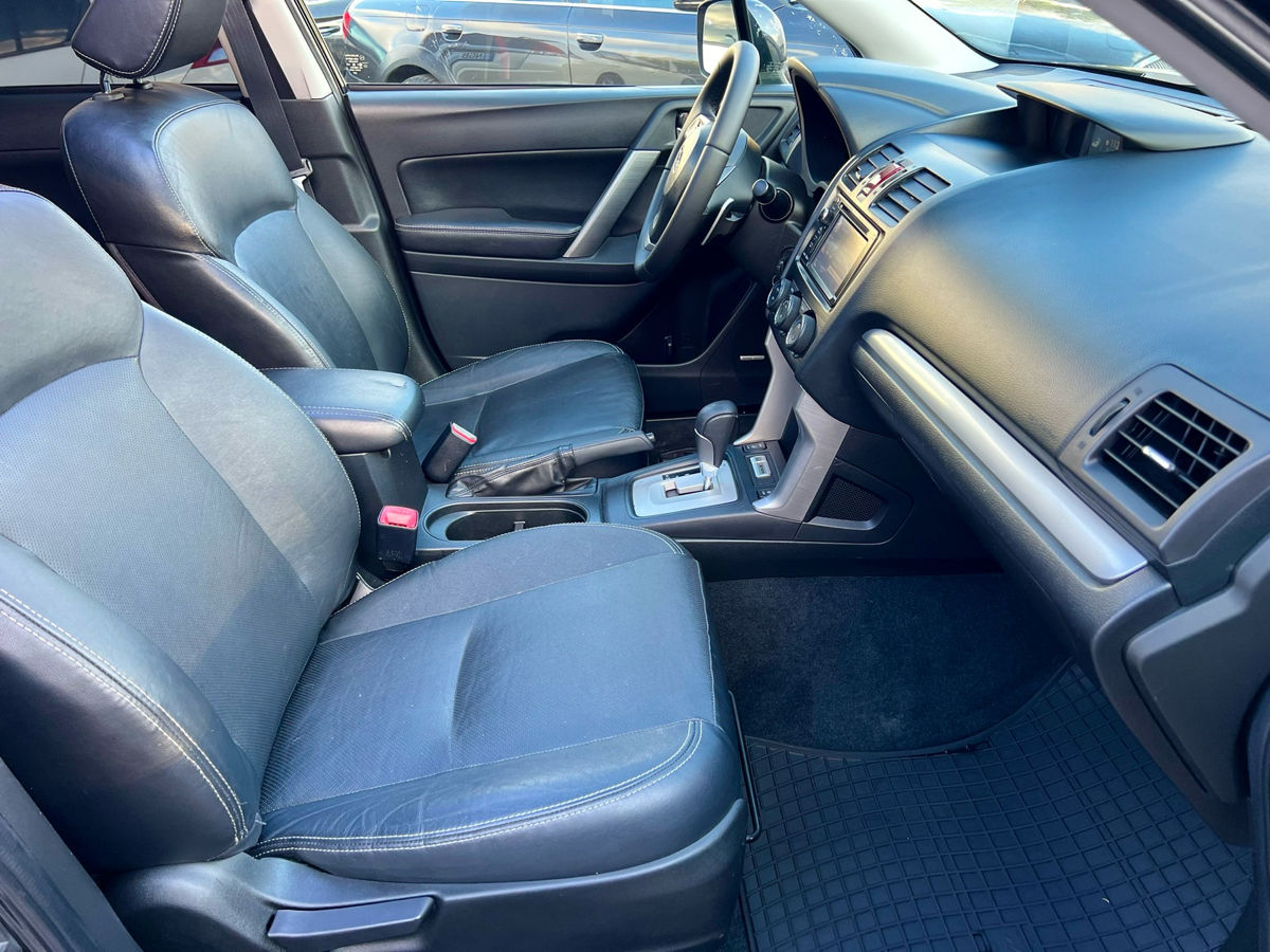 Subaru Forester foto 5