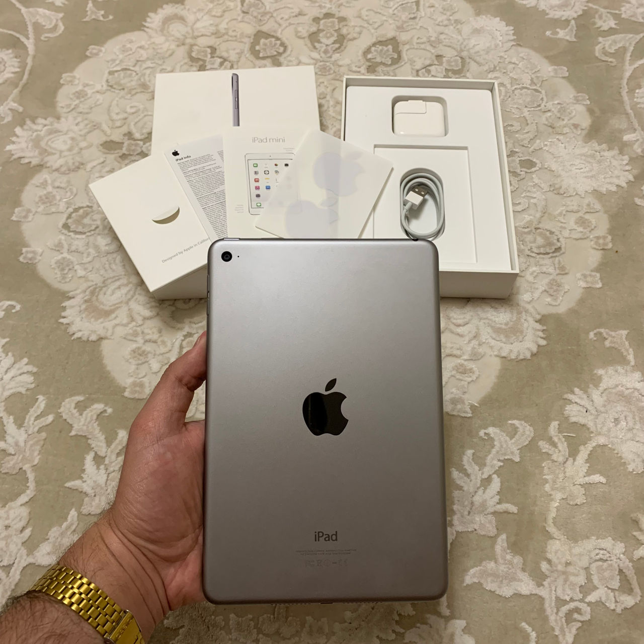 Apple iPad mini 4 128GB Wi-Fi 7.9inch Space Gray foto 8