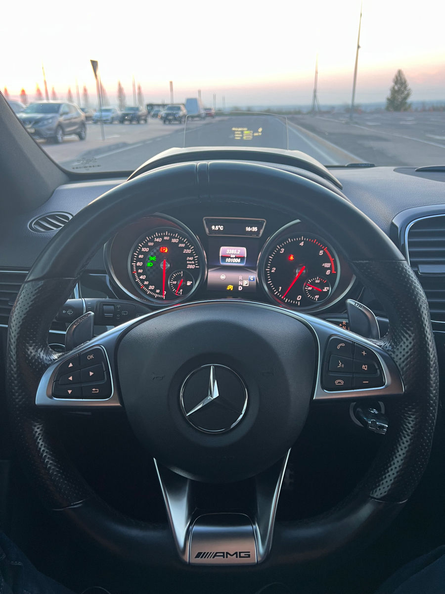 Mercedes GLE foto 7