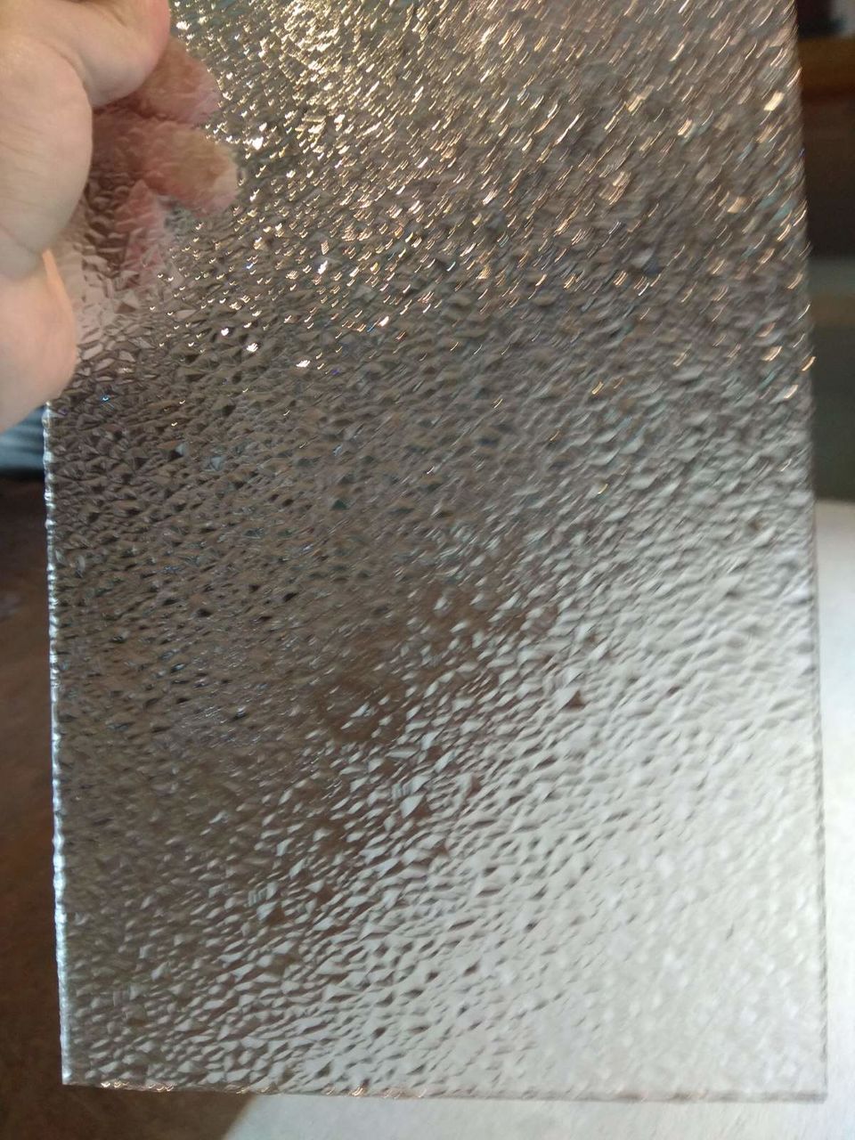 стекло рифленое для мебели