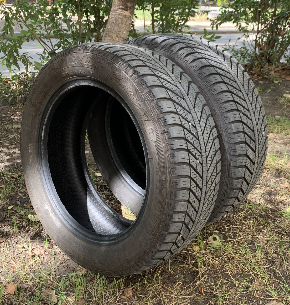 Goodyear Vector 4 Seasons 205/55 R16 94V X2