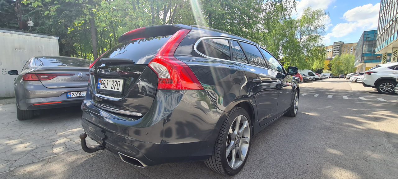 Volvo V60 foto 7