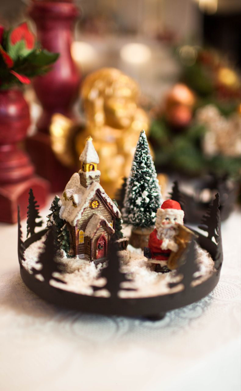 Decoratiuni de iarna,  confectionate manual, compozitii vii pentru masa de revelion. foto 7