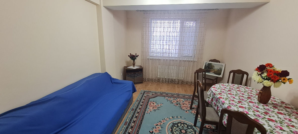 Apartament cu 2 camere, 55 m², Botanica, Chișinău foto 3