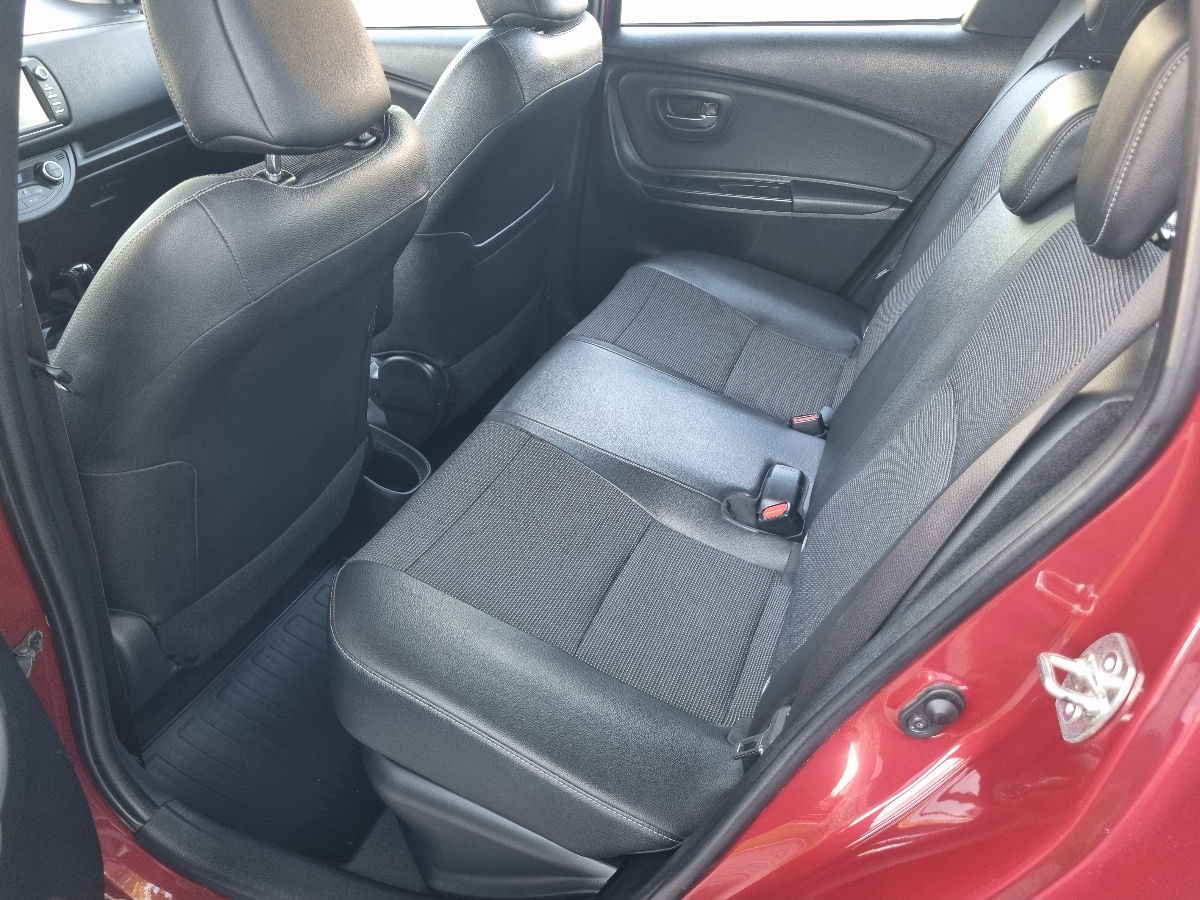 Toyota Yaris 2018 photo 16