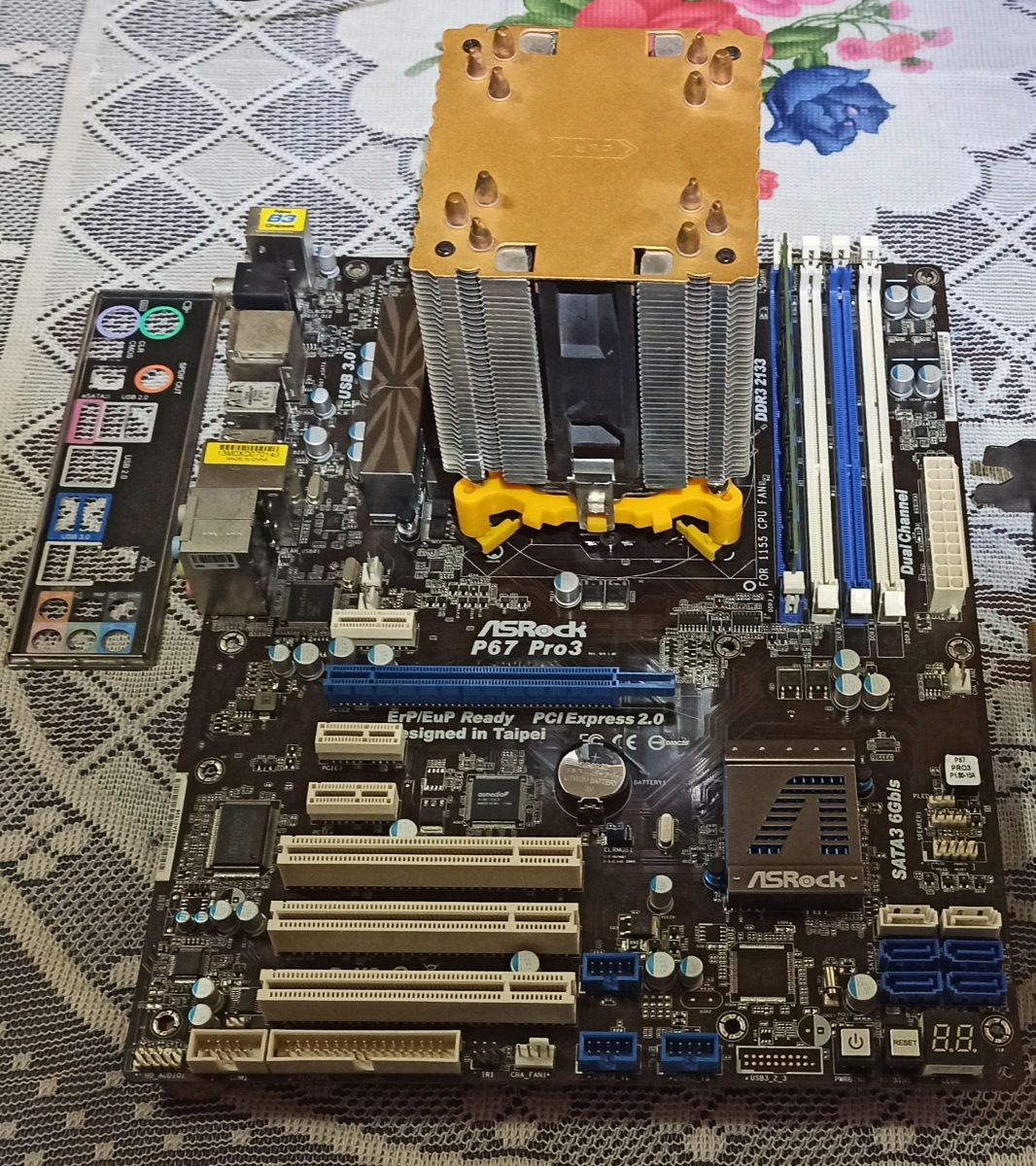 Продам  плату Asrock P67 Pro3 - (1155 socket). Цена- 900 лей. Бельцы. 
 foto 0