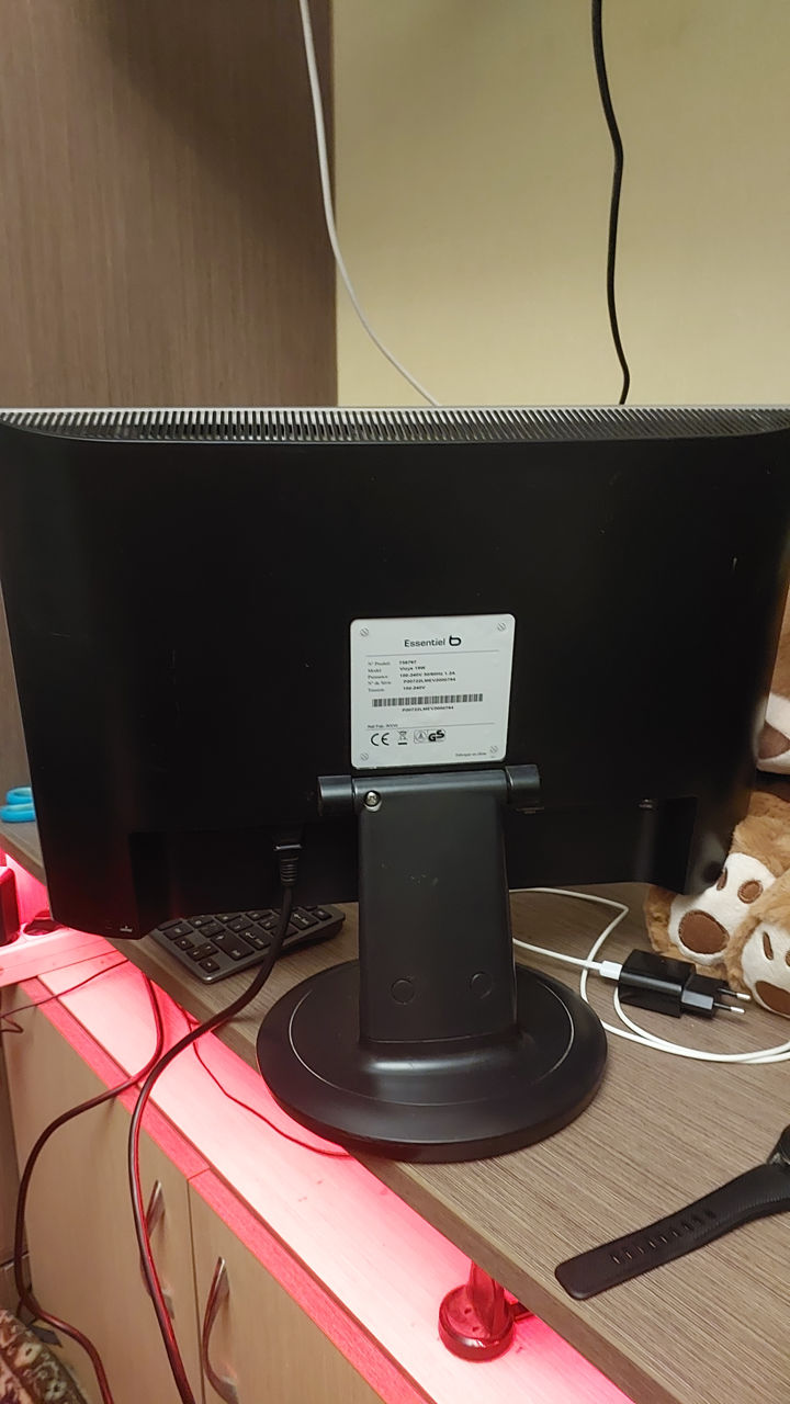 Monitor pentru calculator foto 2