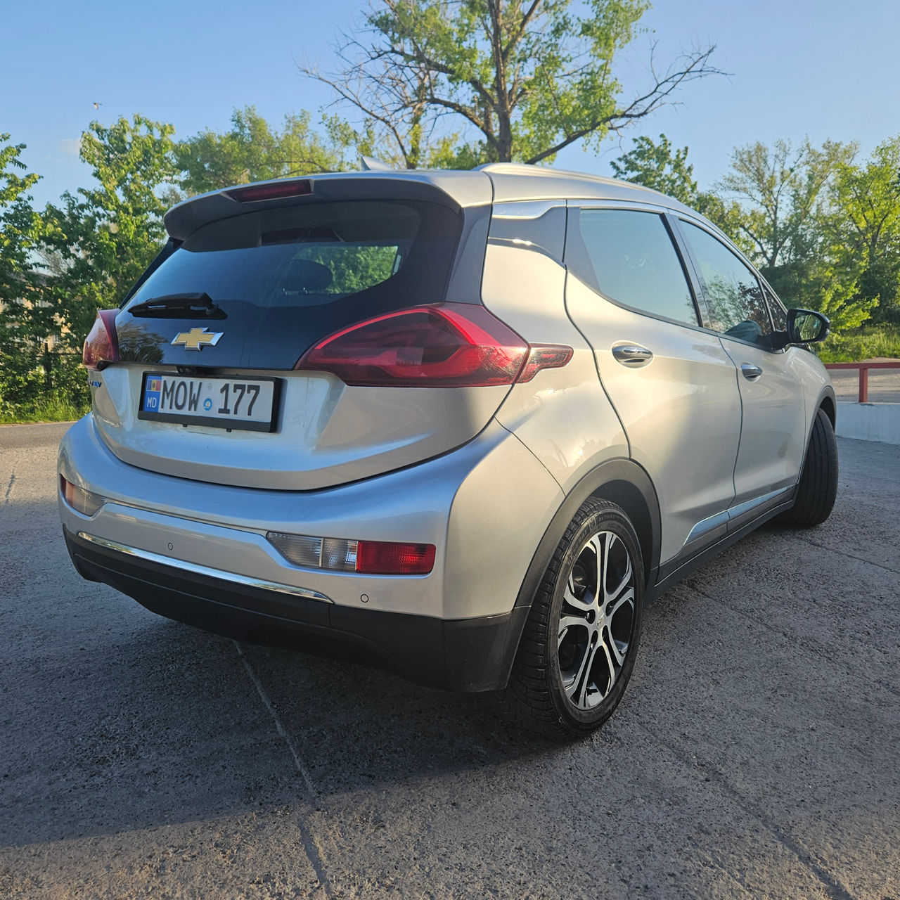 Chevrolet Bolt foto 2