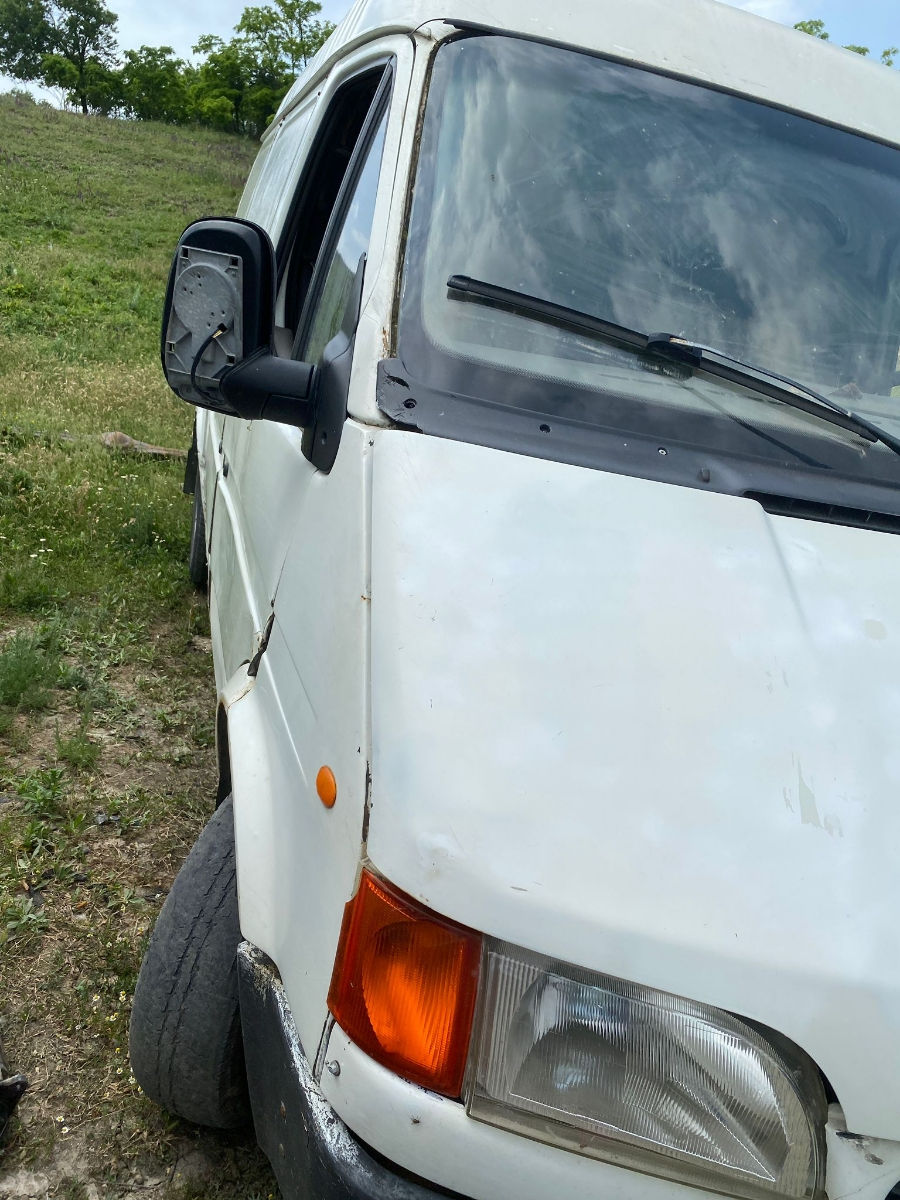 Ford Courier фото 2