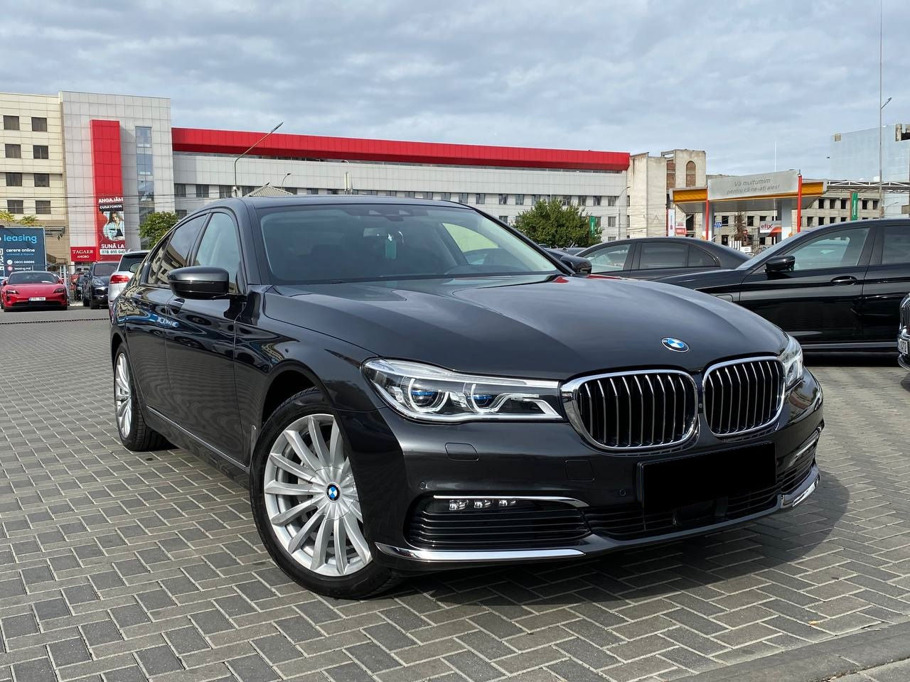 BMW 7 Series foto 3