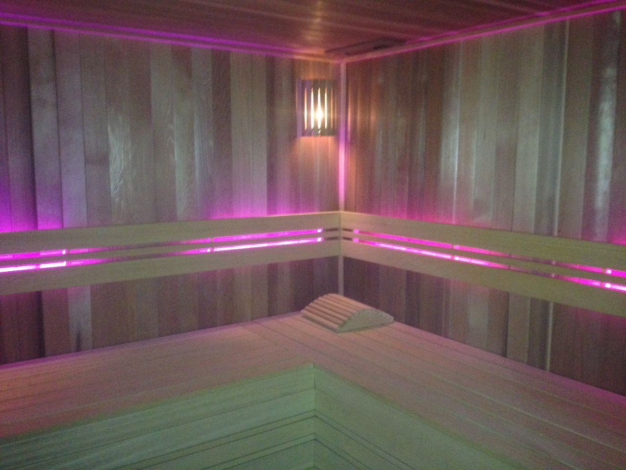 V.i.p sauna ( de elita cu jacuzi) ботаника!!!250/350 lei