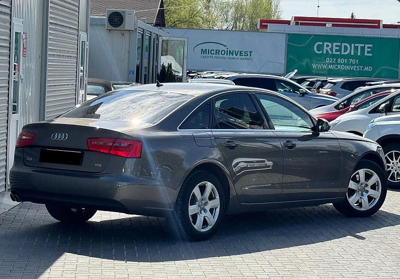 Audi A6 фото 3