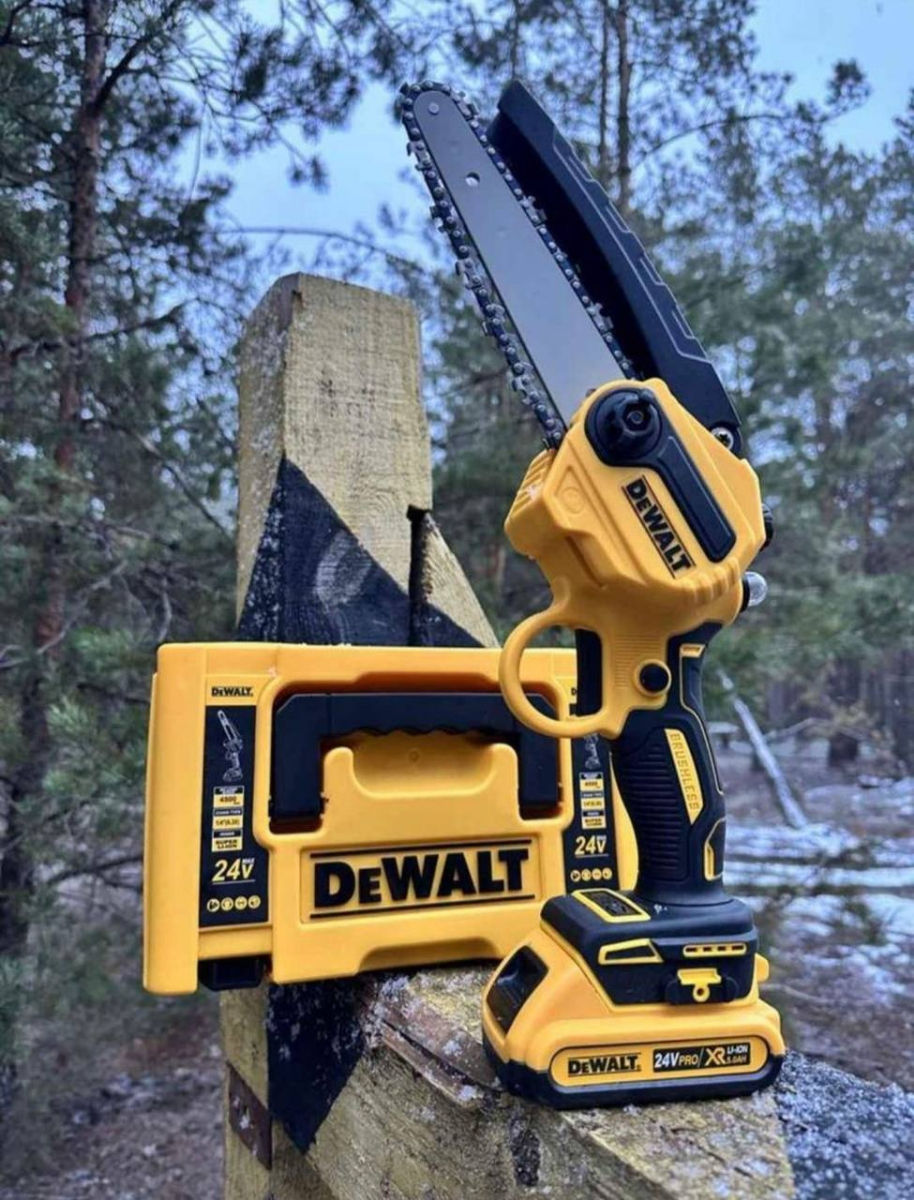 Ferestrau cu ulei pe o mână DeWalt 24v 5ah foto 3